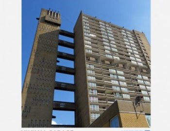 Hyper Minimal Garage